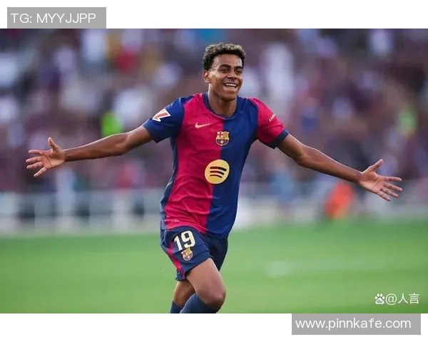 聚焦足球22位顶级球星全面解读绿茵传奇与辉煌瞬间