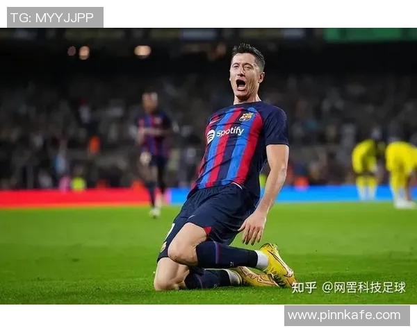 中国现役足球十大球星盘点 他们的技艺与风采如何塑造国内足坛未来 中国现役足球十大球星盘点 他们的技艺与风采如何塑造国内足坛未来